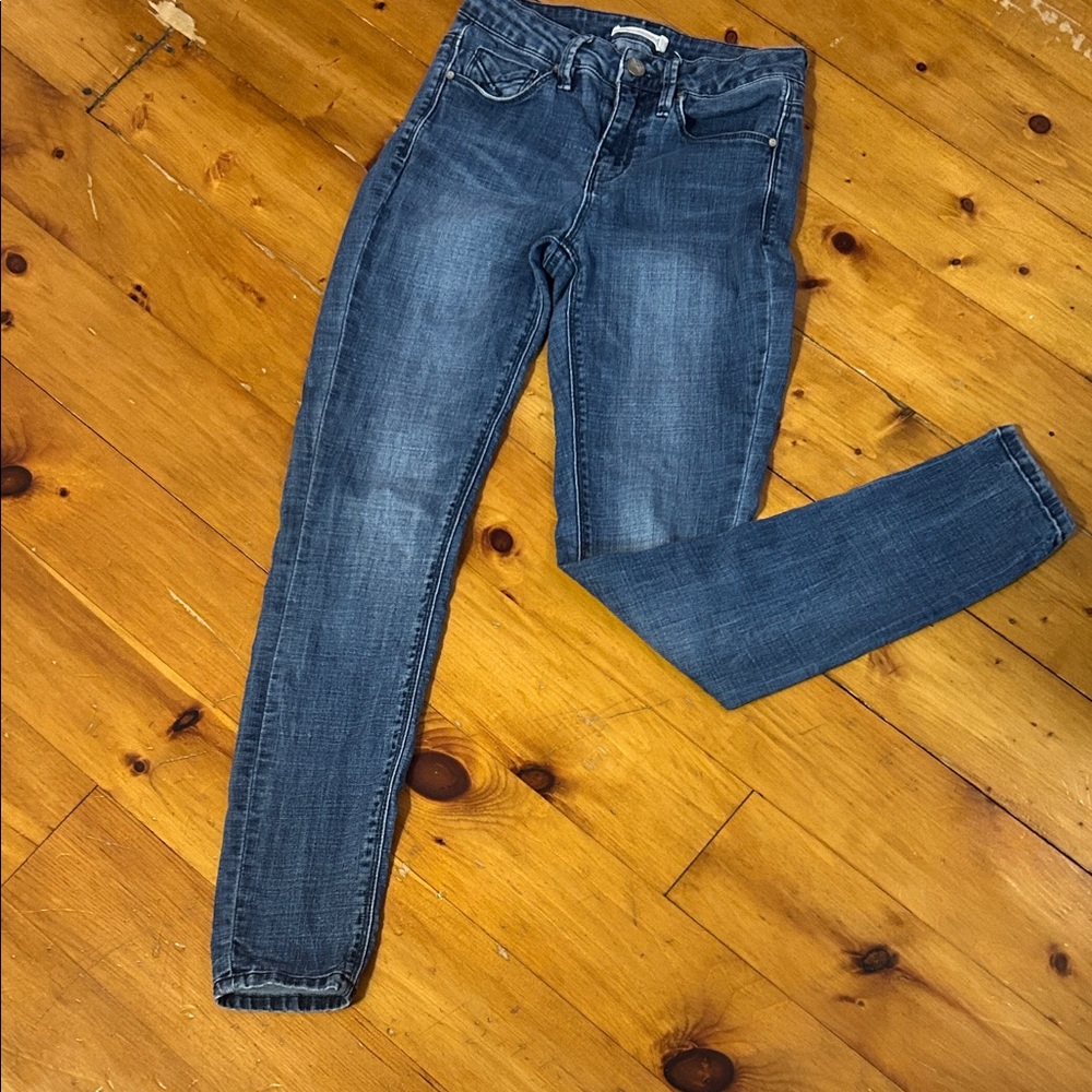 Unpublished sz  skinny straight Jeans